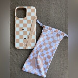 Loopy Case Beige Checkered Phone15 Pro Max Case